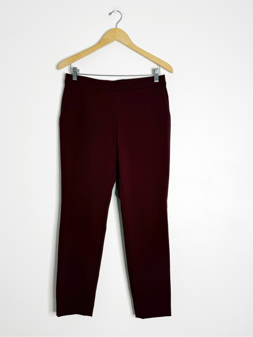 Theory Thaniel Kenett Pull On Pants Size 4 Burgundy Stretch Slim Trousers